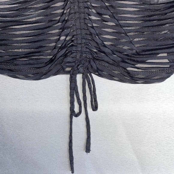 Striped Long Sleeve Crop Top - Picture 9 of 12